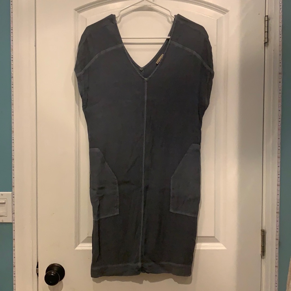 Holding Horses charcoal grey shift dress with pockets women’s xs.